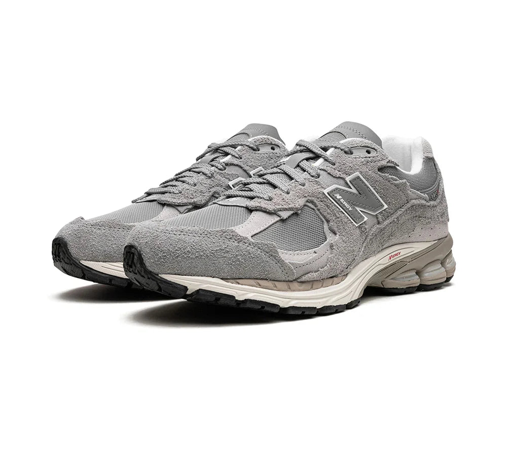 New-Balance-2002R