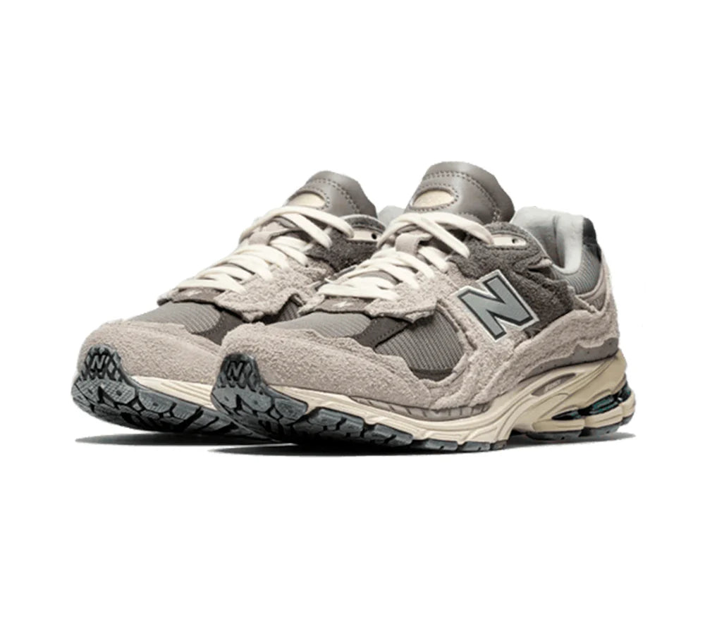 New-Balance-2002R