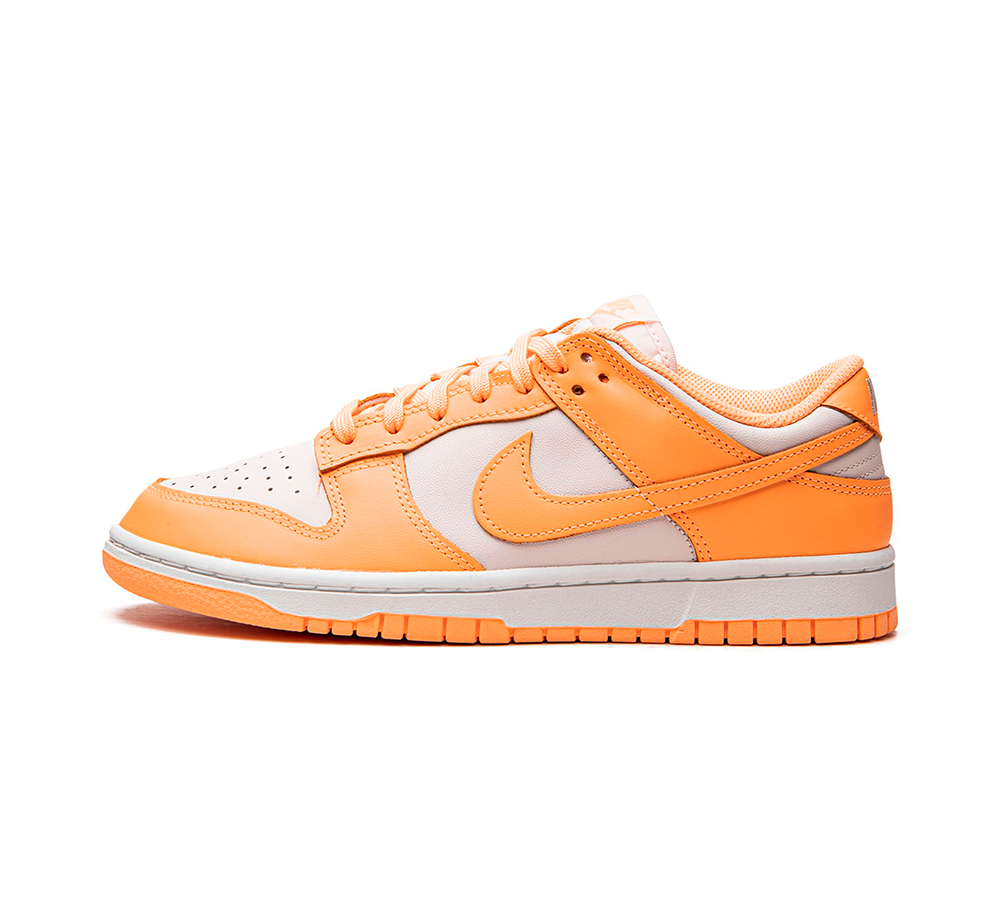 Nike Dunk Low - Peach Cream