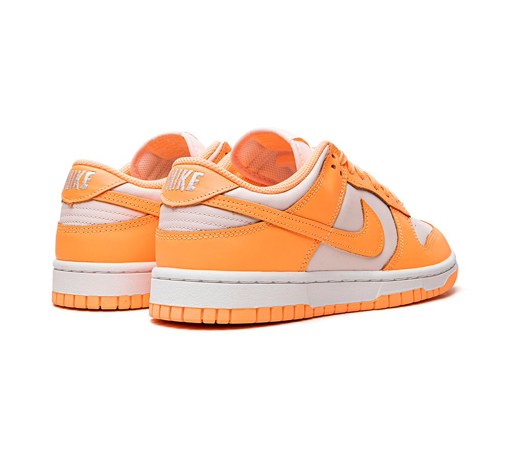Nike Dunk Low - Peach Cream
