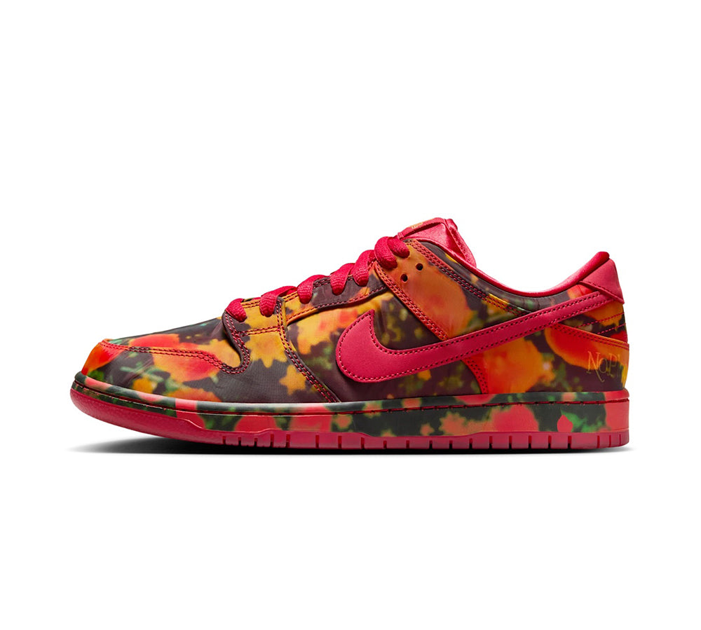 Nike SB Dunk Low - The Wizard of Oz Poppy Field